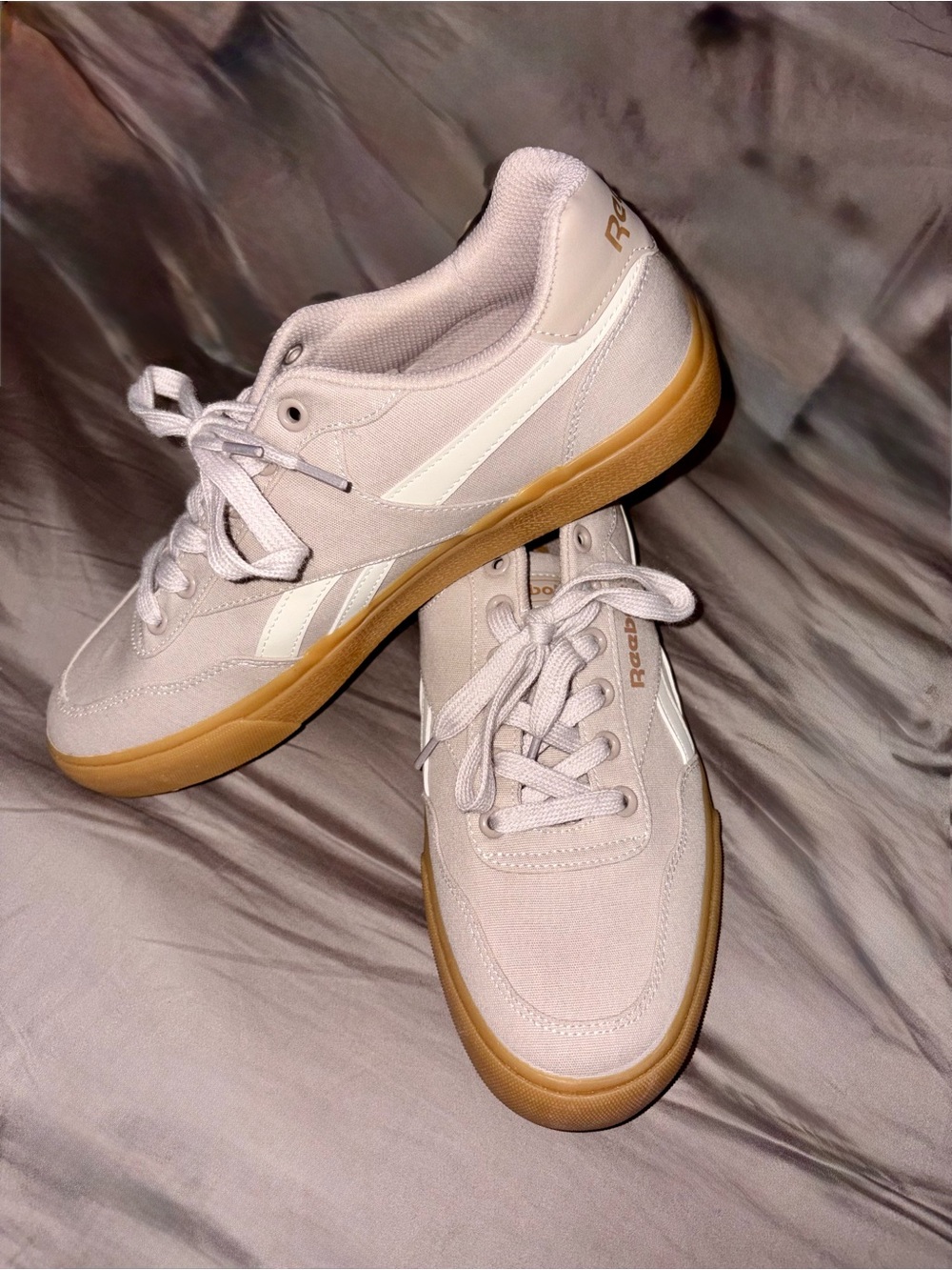 Reebok Unisex Beige Gum-Soled Casual Sneakers